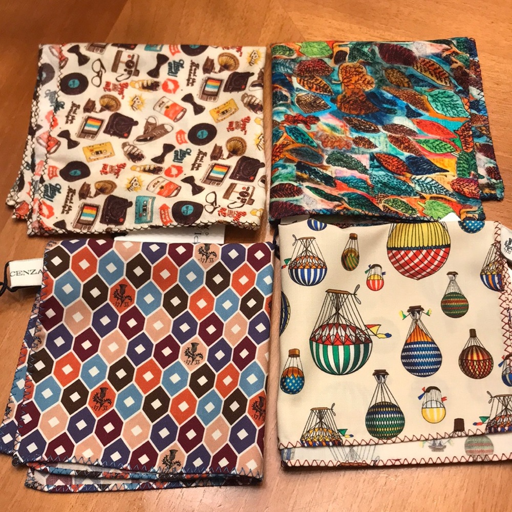 Lot of 4 pocket squares